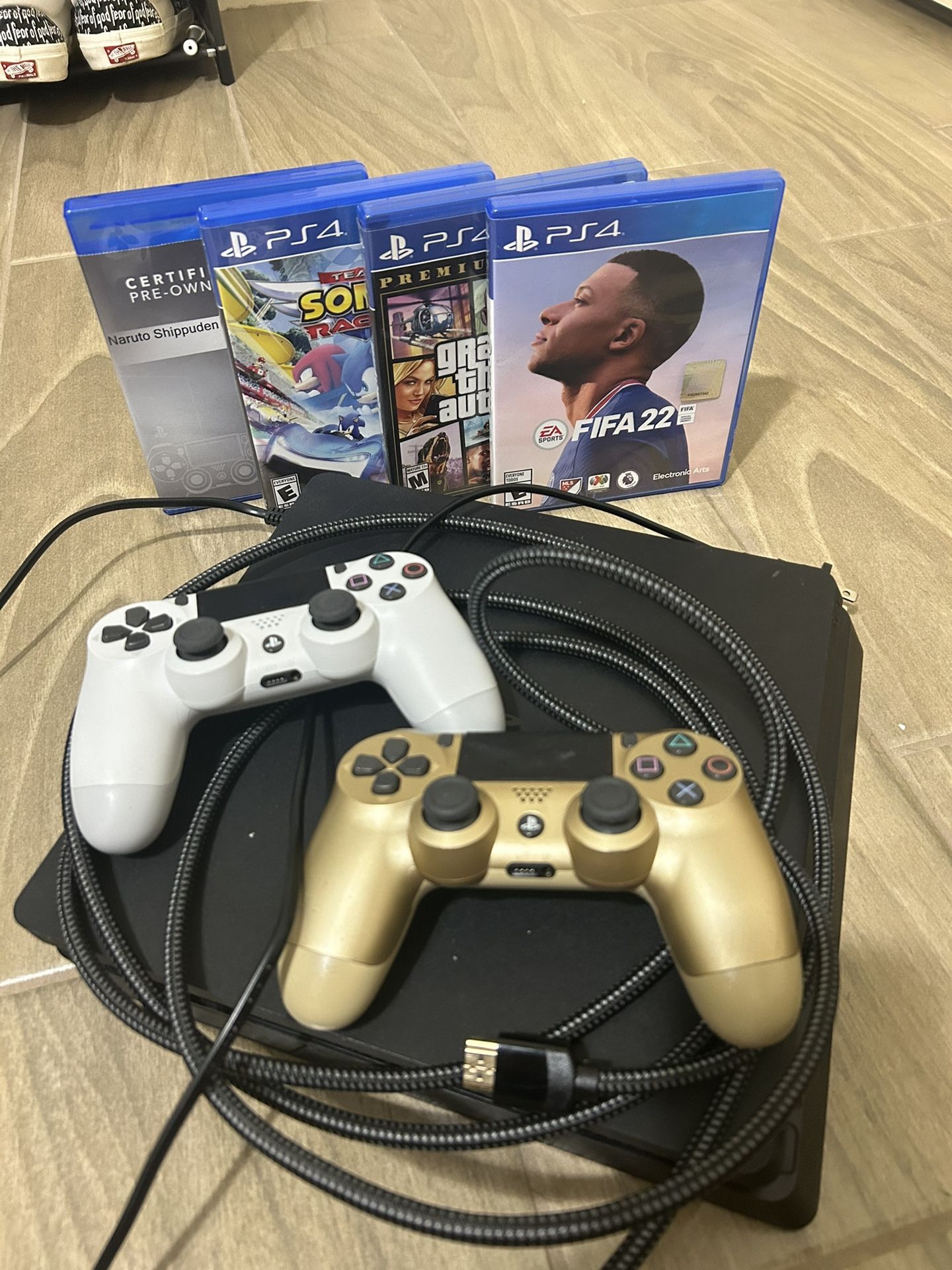 Ps4 Slim 1tb With Accesories + Games