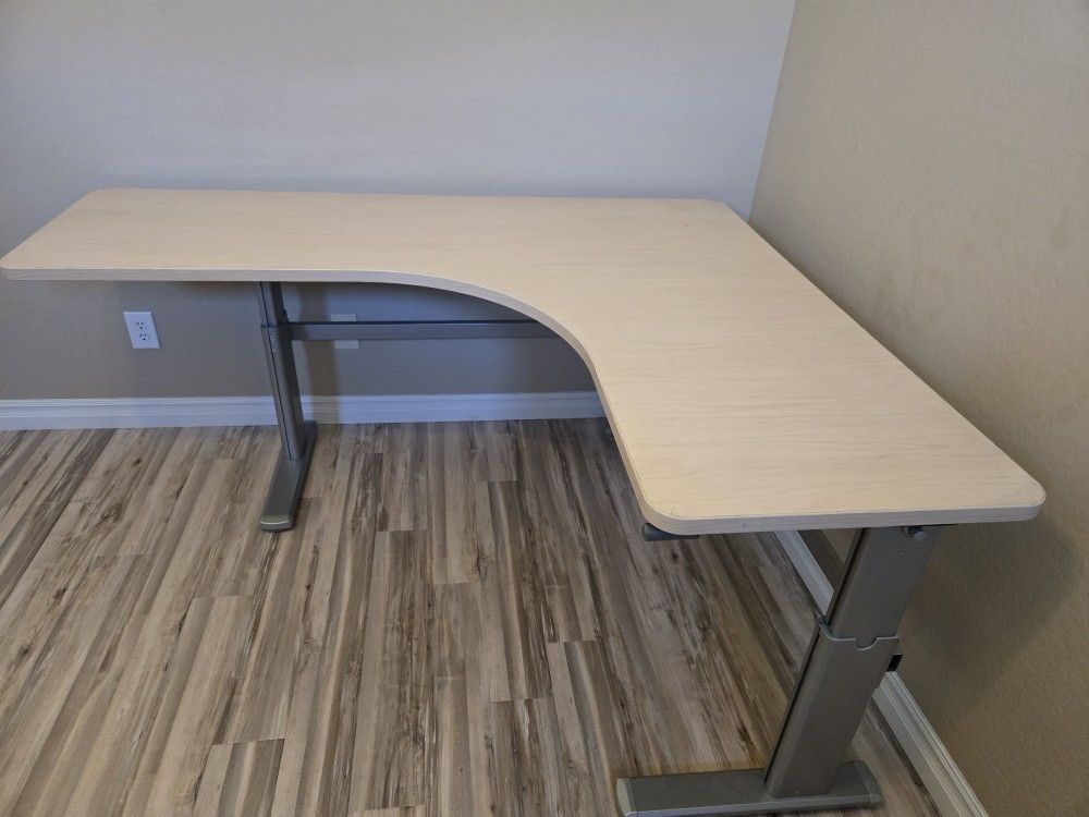 Adjustable Height L Shaped Office Desk