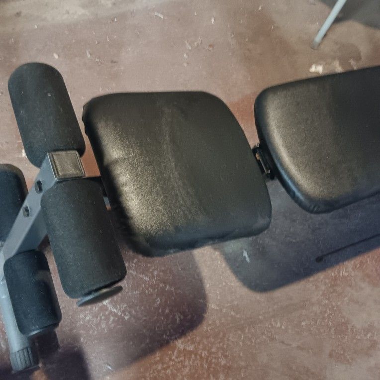 weight bench