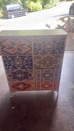 Cloth Dresser