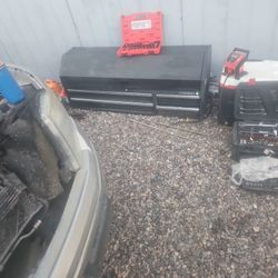 Husky Tool Box With Electrical Outlet