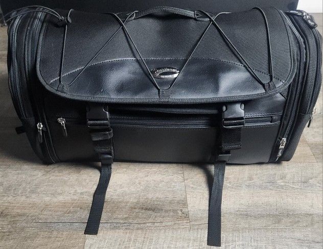 Saddlemen TR3300DE Tactical Deluxe Rack Bag