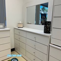 Dresser Vanity White Wood 8 Drawer w/ Diamond Knobs & Mirror / Mueble Blanco  