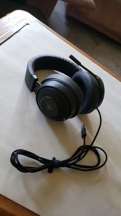 Razer gaming headphones