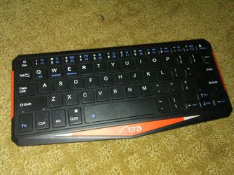 Small bluetooth keyboard