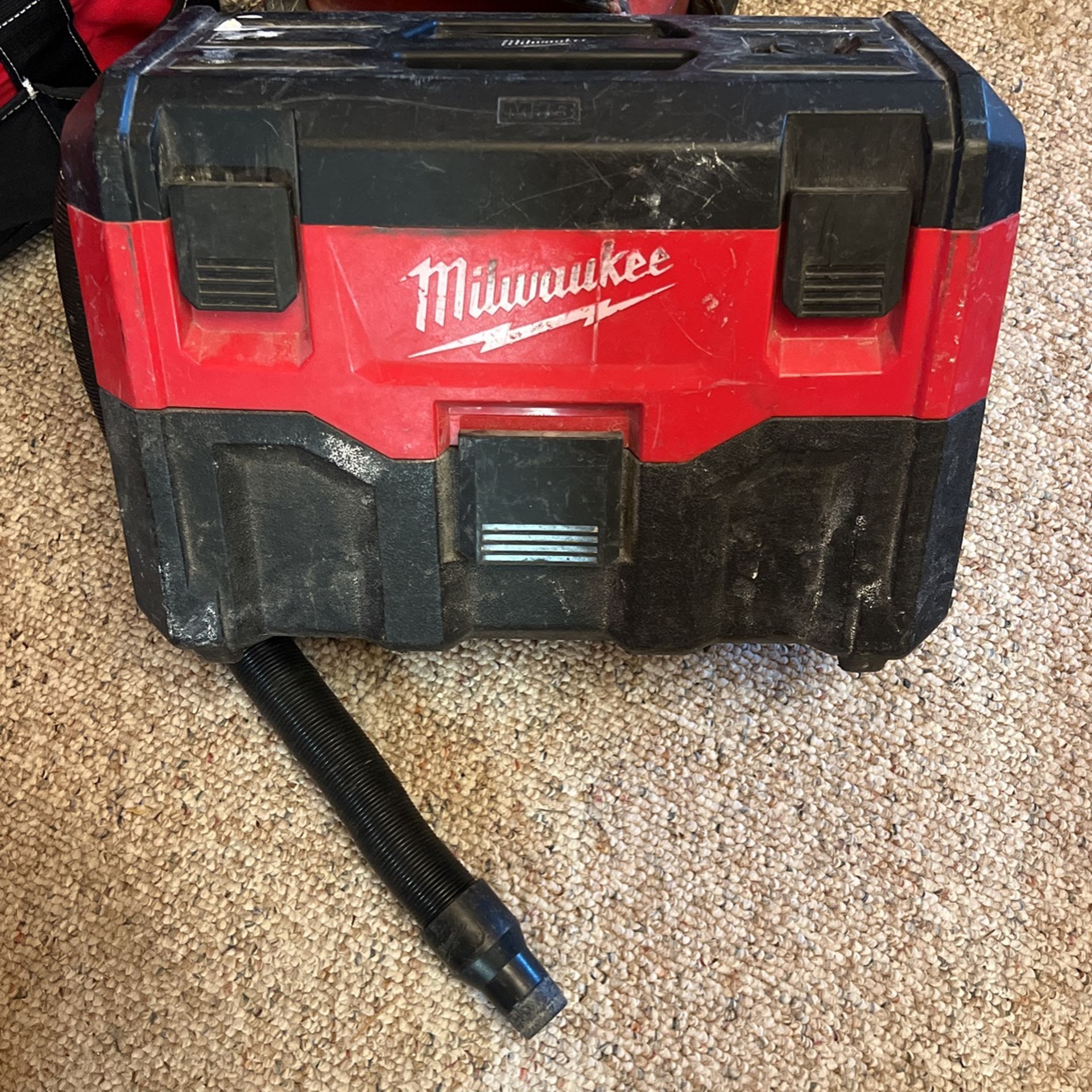 M18 Milwaukee Vacuum Cleaner for Sale in Carnation, WA OfferUp