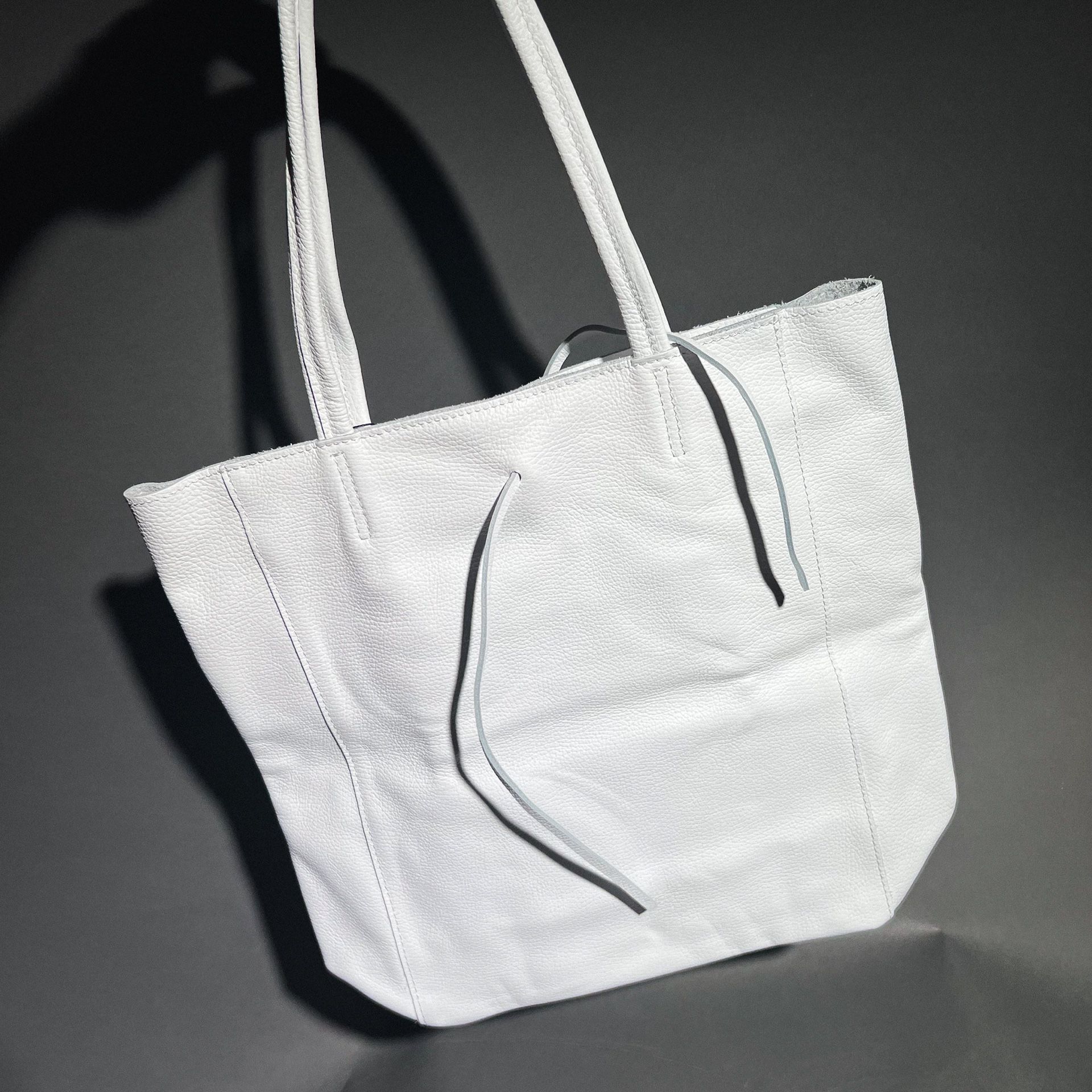 Takeasy Genuine Italian Calf Leather Tote Bag for Women Zipper Inner Pocket Flat Base Work Travel