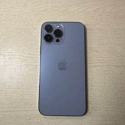 Apple iPhone 13 Pro Max, Yuanfeng Blue, refurbished phone, 256GB unlocked, no scratches, functions and performance are intact.