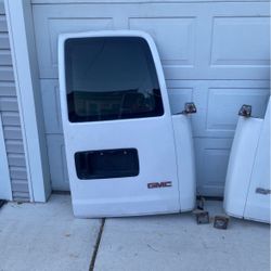 GMC Savana/ Chevy Express