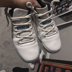 Jordan 11 White