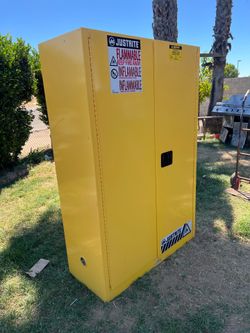 Fire locker