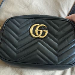 Authentic gucci purse