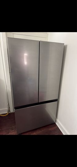 3-Door French Door Mega Capacity | Dual Ice Maker & Stainless Look