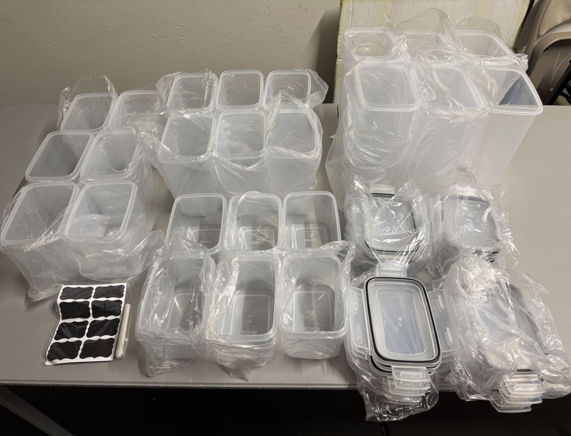 24 pc food storage containers with lids