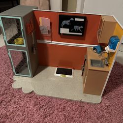 Our Generation/American Girl Doll vet Clinic Playset 