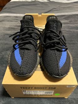 Yeezy Boost 350 V2 Dazzling Blue