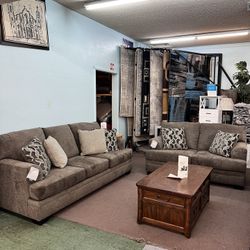 ❤️‍🔥Hot Deal❤️‍🔥Brand New 2pc Name Brand Sofa And Loveseat $1100, Finance Available, Delivery Available 