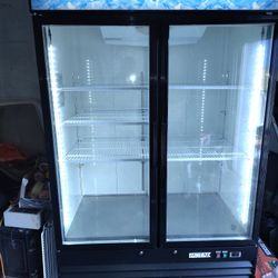 Black Motak Cooler Double Doors With 4 Keys And8 Selves 