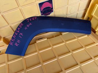 2015 / 2023 Jeep Renegade Right Pass Rear Quarter Wheel Opening Arch Flare Molding