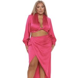 Size 2X Fashion Nova Blouse And Skirt Set  