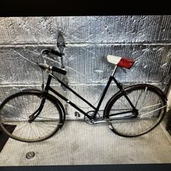 Antique Phillips Bike