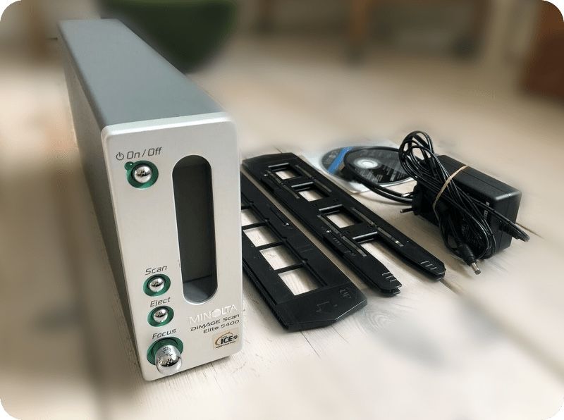 Minolta DiMAGE Scan Elite 5400 Film Scanner 