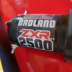 BADLAND ZXR 2500 WINCH