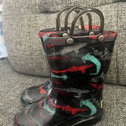 Rain boots 