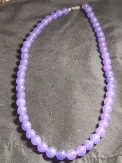 Purple jade necklace 20$