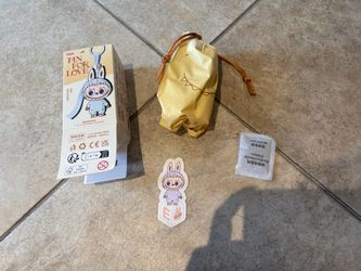 Confirmed Letter E. The Monsters Pin for Love Series-Vinyl Plush Pendant. Open box.
