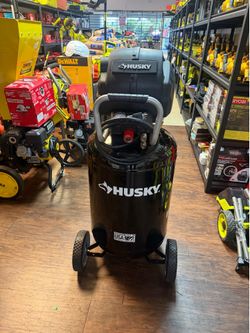 1.7 HP, 200 PSI, 30 Gal., 5.1 SCFM 90 PSI, Single-Stage, Oil Free Portable Vertical Electric Air Compressor