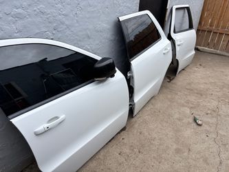 2011-2026 Dodge Durango Doors – Complete – White