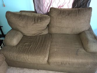 Sofa and loveseat both for 40$