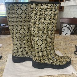 TORY BURCH RAIN BOOTS 