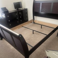 Full Size Bedroom Set - Frame Dresser Mirror And Nightstand 