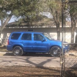 2005 Mazda Tribute