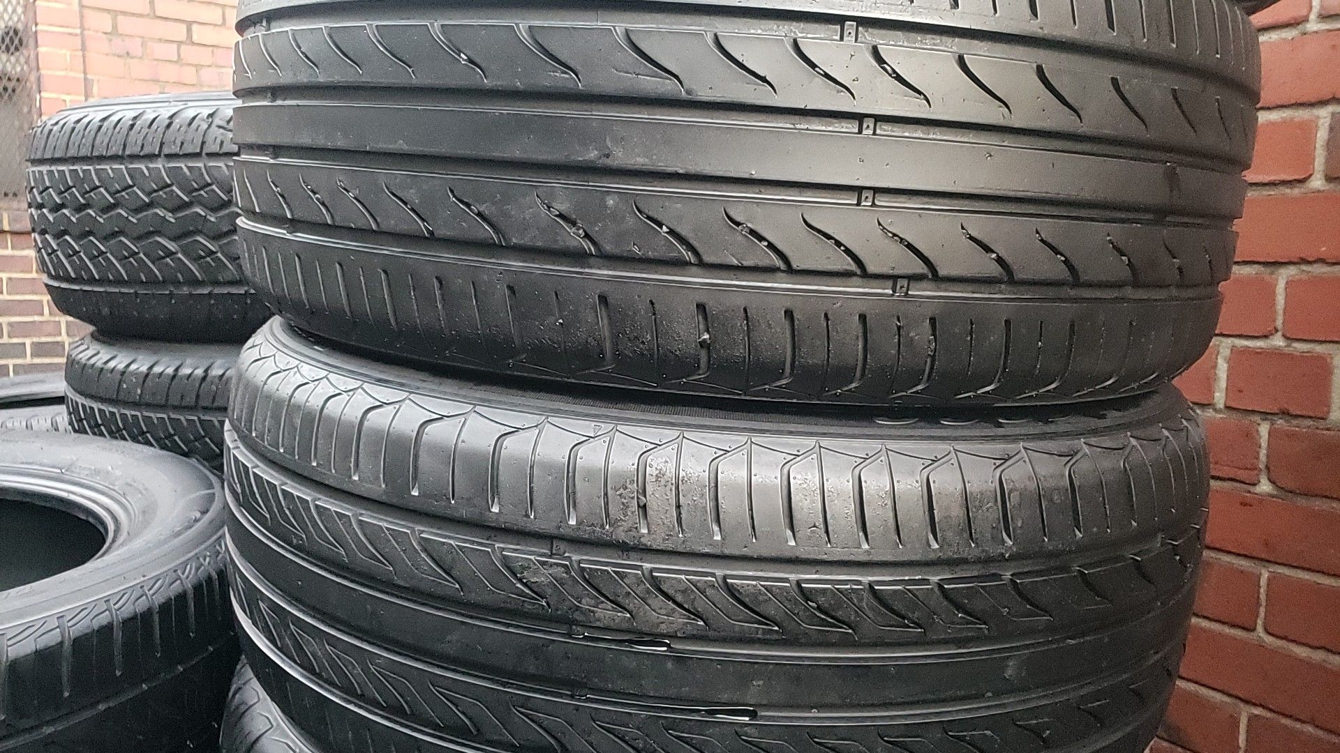 02 matching tires for sale 225/50/18