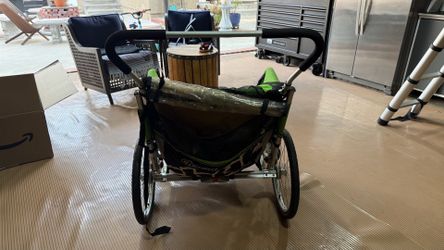 Thule Chariot Cheetah XT 2 + Cycle/Stroll