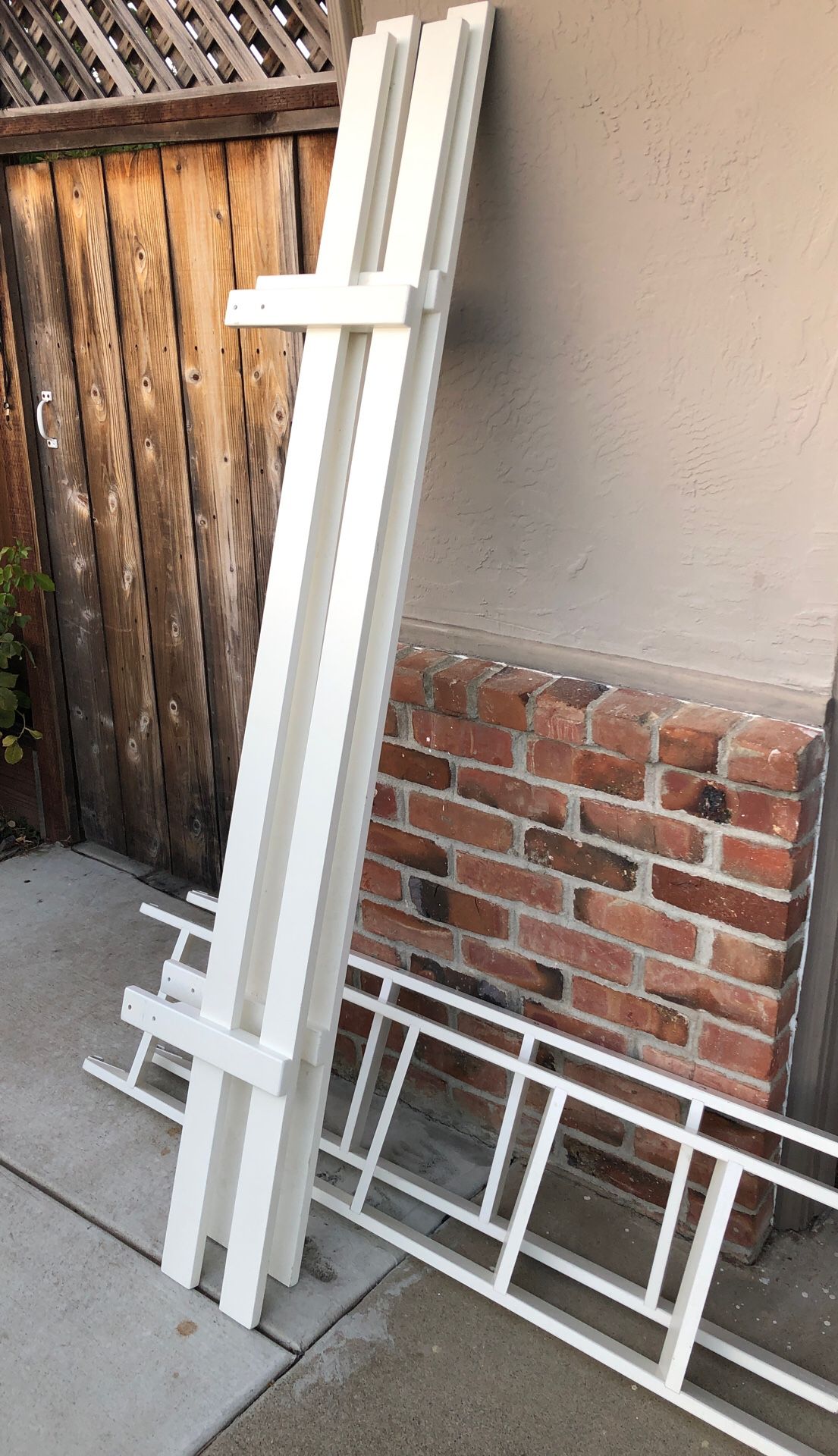 free ladder and side frames