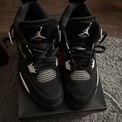 Jordan 4