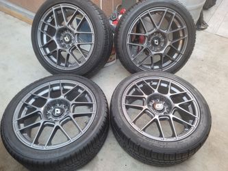 Wheel 20 6 Lugs like new