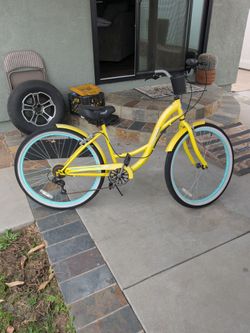 Kent Bayside Girls bike