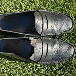 Guccis Men loafers