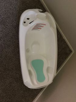 Safety 1st Newborn to Toddler Bathtub With SlideGuard, White