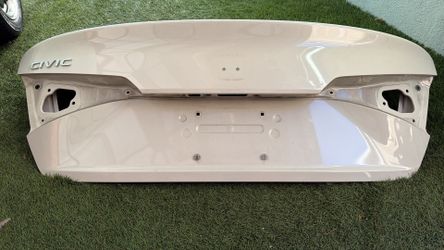 11thgen honda civic sedan white trunk