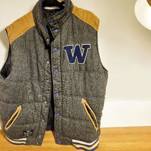 Washington Huskies Vest Size XL