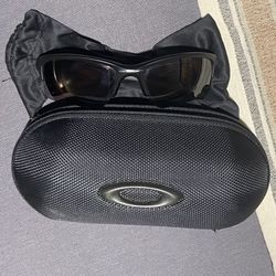 Black Oakley Sunglasses