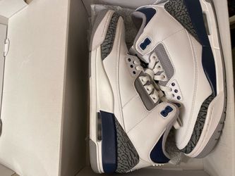 Retro Jordan midnight navy blue