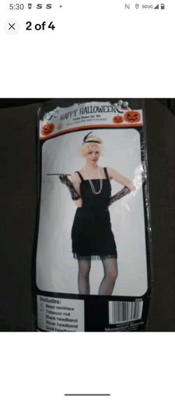 Flapper 1920s dress up kit, includes bead necklace, tobacco rod, gold headband

New


Step back in time with this fabulous Flapper 1920s dress up kit.