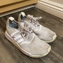 (Great Condition) Adidas NMD Women’s 7.5 Beige 